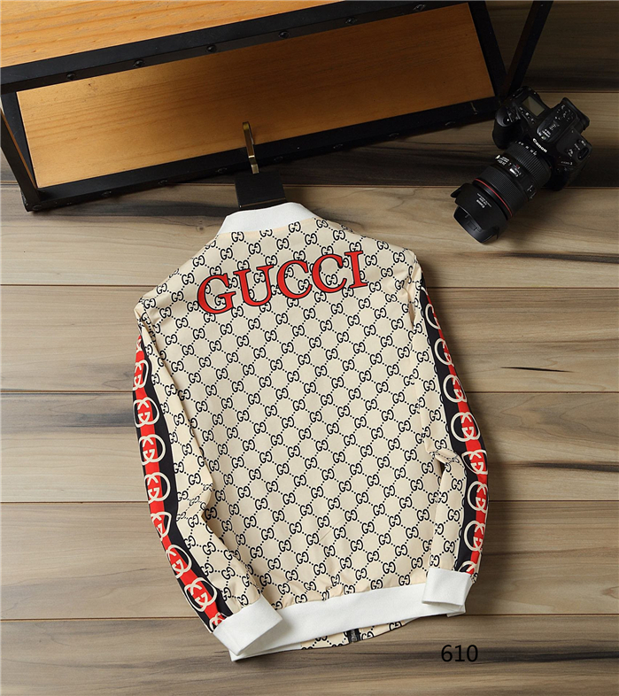 Gucci Men's Outwear 178